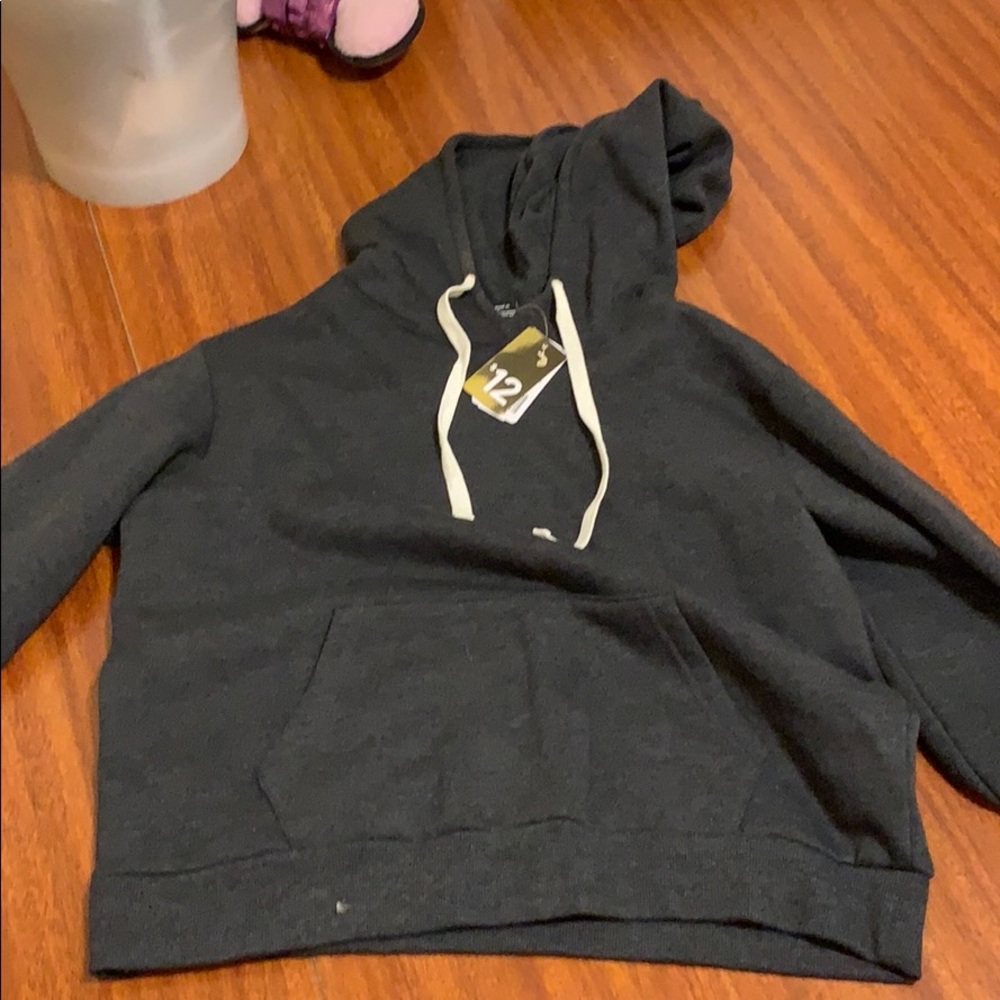 Cropped hoodie